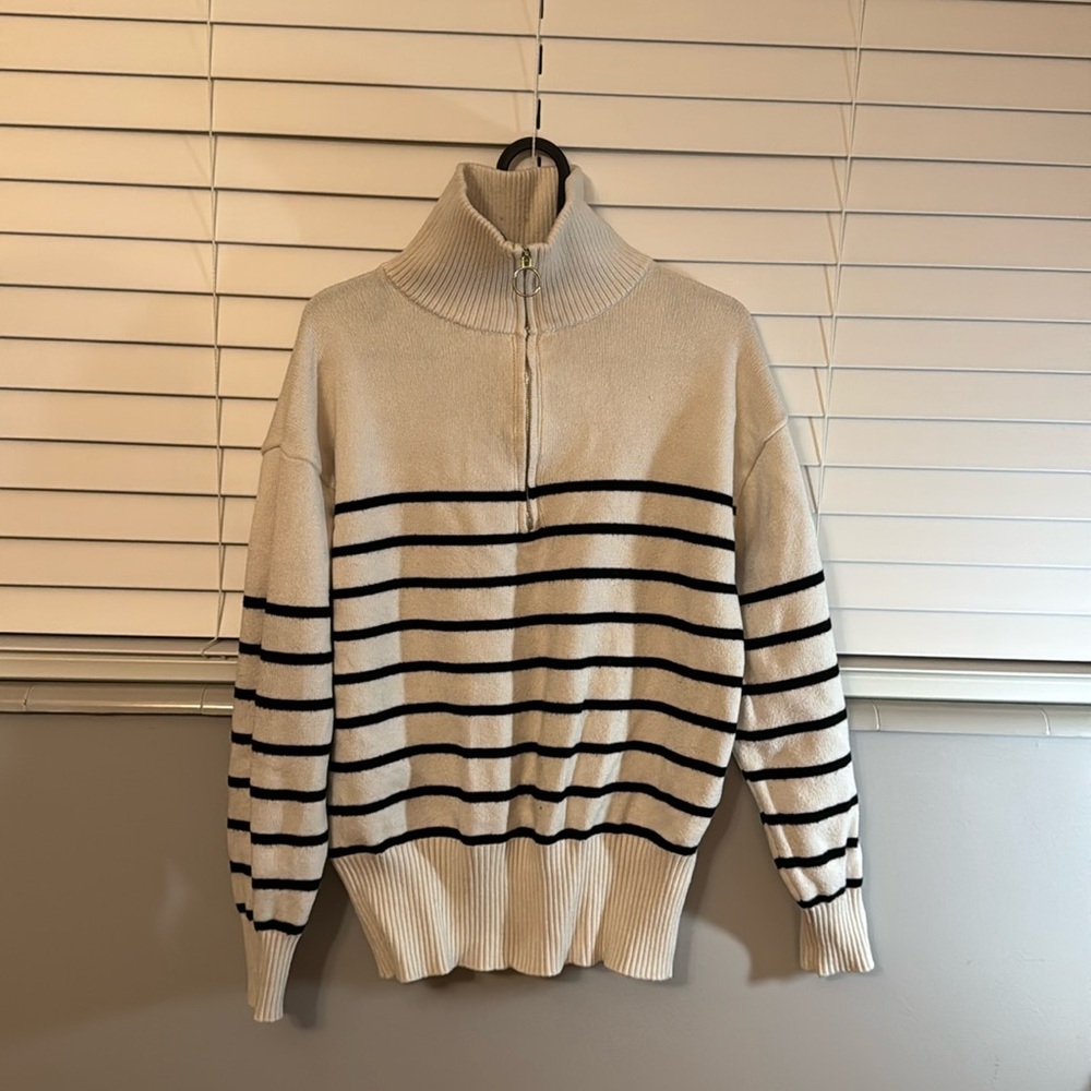 Half zipped sweater